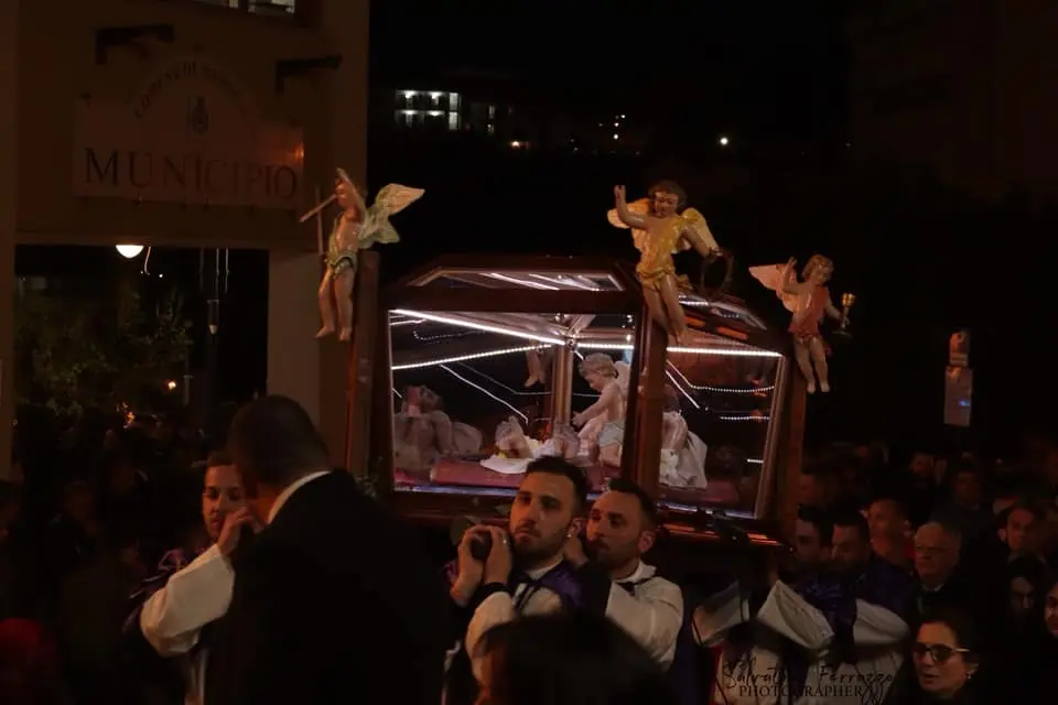 Processione della Naca a Mesoraca: Venerdì Santo in Calabria