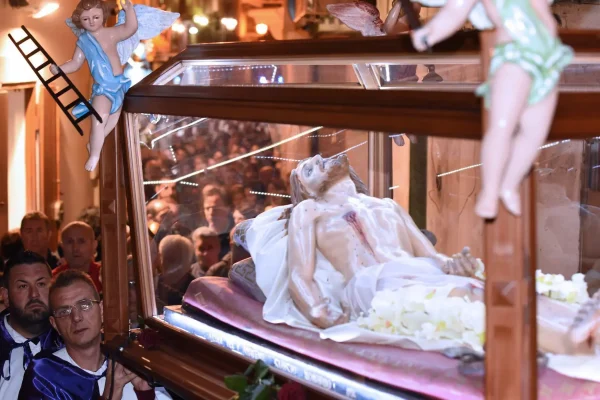 processione-naca-calabria-mesoraca